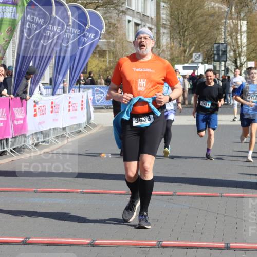 12.04.2026 - 45. Internationalen Wilhelmsburger Insellauf Strokosch-Dieckow http://msf.ph/oto/9468097 12.04.2026 11:19:06 Ziel 3633, 3096, 3421, 2322, 4148, 4147 meine-sportfotos.de