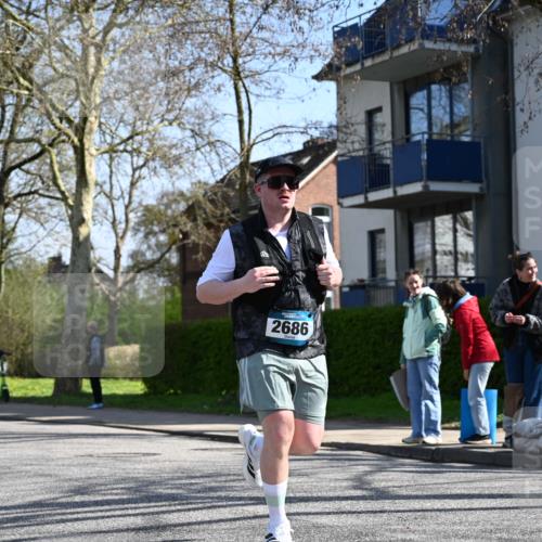 12.04.2026 - 45. Internationalen Wilhelmsburger Insellauf J. Mangold http://msf.ph/oto/9468127 12.04.2026 11:08:14 Ziel 3671, 4956, 3397, 2800, 4977, 3740, 2686, 4624, 3732, 4232, 3569, 5285, 0000, 2142, 4371 meine-sportfotos.de