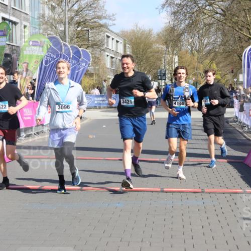 12.04.2026 - 45. Internationalen Wilhelmsburger Insellauf Strokosch-Dieckow http://msf.ph/oto/9468149 12.04.2026 11:19:10 Ziel 3633, 3096, 3421, 2322, 4148, 4147 meine-sportfotos.de