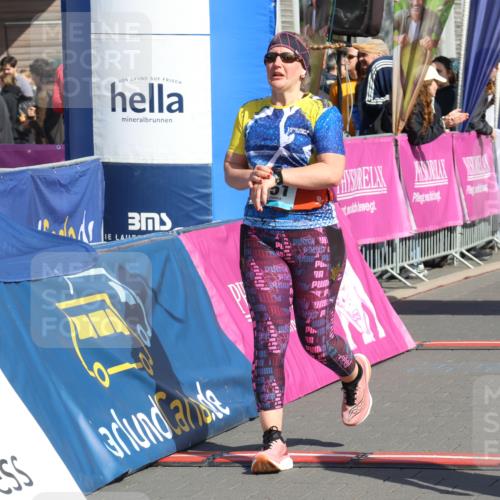 12.04.2026 - 45. Internationalen Wilhelmsburger Insellauf Strokosch-Dieckow http://msf.ph/oto/9468181 12.04.2026 11:19:21 Ziel 3104, 4151 meine-sportfotos.de