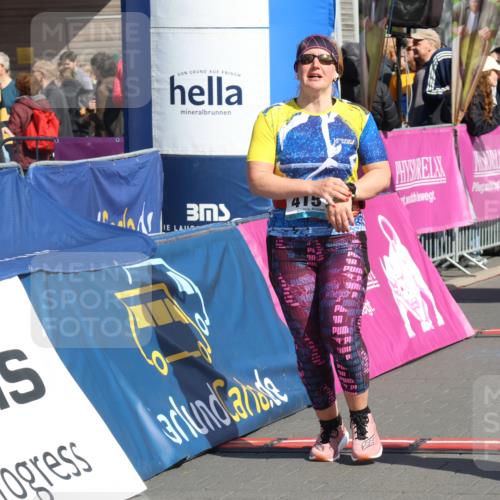 12.04.2026 - 45. Internationalen Wilhelmsburger Insellauf Strokosch-Dieckow http://msf.ph/oto/9468192 12.04.2026 11:19:22 Ziel 3104, 4151, 2960 meine-sportfotos.de