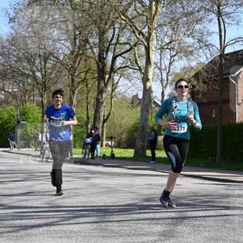 12.04.2026 - 45. Internationalen Wilhelmsburger Insellauf J. Mangold http://msf.ph/oto/9468194 12.04.2026 11:08:45 Ziel 4232, 3569, 5285, 0000, 2142, 4371, 3748, 3701, 2050, 4406, 3169, 2699, 3005, 5629, 2620, 2601, 4485, 3333 meine-sportfotos.de