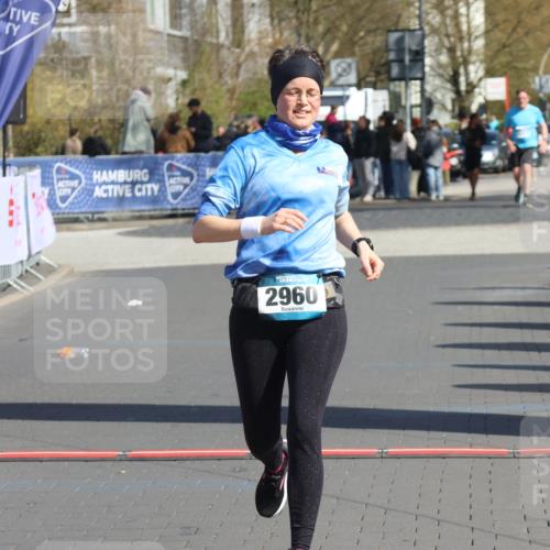12.04.2026 - 45. Internationalen Wilhelmsburger Insellauf Strokosch-Dieckow http://msf.ph/oto/9468199 12.04.2026 11:19:26 Ziel 2960 meine-sportfotos.de