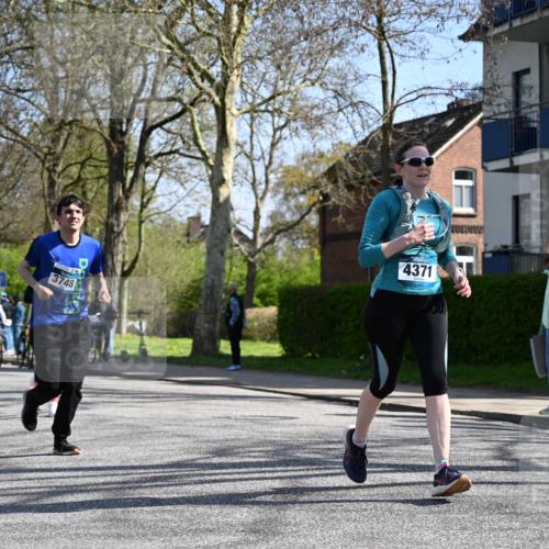 12.04.2026 - 45. Internationalen Wilhelmsburger Insellauf J. Mangold http://msf.ph/oto/9468202 12.04.2026 11:08:46 Ziel 4232, 3569, 5285, 0000, 2142, 4371, 3748, 3701, 2050, 4406, 3169, 2699, 3005, 5629, 2620, 2601, 4485, 3333 meine-sportfotos.de