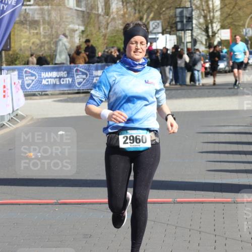 12.04.2026 - 45. Internationalen Wilhelmsburger Insellauf Strokosch-Dieckow http://msf.ph/oto/9468203 12.04.2026 11:19:26 Ziel 2960 meine-sportfotos.de