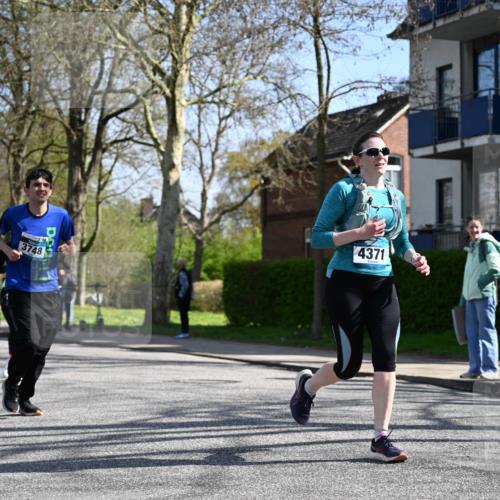 12.04.2026 - 45. Internationalen Wilhelmsburger Insellauf J. Mangold http://msf.ph/oto/9468204 12.04.2026 11:08:46 Ziel 4232, 3569, 5285, 0000, 2142, 4371, 3748, 3701, 2050, 4406, 3169, 2699, 3005, 5629, 2620, 2601, 4485, 3333 meine-sportfotos.de