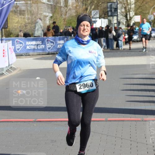 12.04.2026 - 45. Internationalen Wilhelmsburger Insellauf Strokosch-Dieckow http://msf.ph/oto/9468206 12.04.2026 11:19:26 Ziel 2960 meine-sportfotos.de