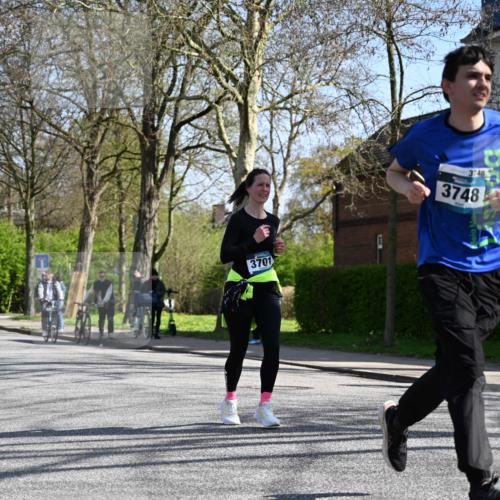 12.04.2026 - 45. Internationalen Wilhelmsburger Insellauf J. Mangold http://msf.ph/oto/9468226 12.04.2026 11:08:48 Ziel 5285, 0000, 2142, 4371, 3748, 3701, 2050, 4406, 3169, 2699, 3005, 5629, 2620, 2601, 4485, 3333 meine-sportfotos.de