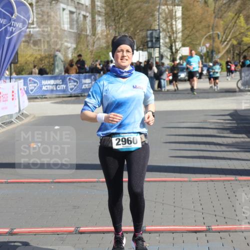 12.04.2026 - 45. Internationalen Wilhelmsburger Insellauf Strokosch-Dieckow http://msf.ph/oto/9468231 12.04.2026 11:19:27 Ziel 2960 meine-sportfotos.de