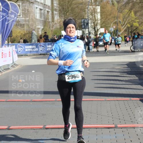 12.04.2026 - 45. Internationalen Wilhelmsburger Insellauf Strokosch-Dieckow http://msf.ph/oto/9468235 12.04.2026 11:19:27 Ziel 2960 meine-sportfotos.de
