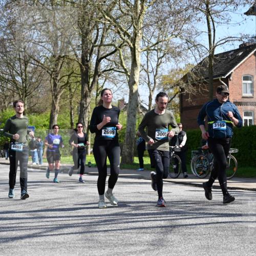12.04.2026 - 45. Internationalen Wilhelmsburger Insellauf J. Mangold http://msf.ph/oto/9468264 12.04.2026 11:08:59 Ziel 4371, 3748, 3701, 2050, 4406, 3169, 2699, 3005, 5629, 2620, 2601, 4485, 3333, 2612, 3382, 4081, 3383, 2238 meine-sportfotos.de