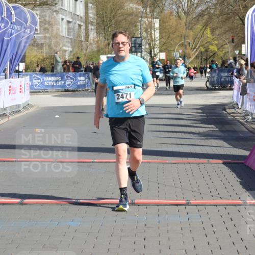 12.04.2026 - 45. Internationalen Wilhelmsburger Insellauf Strokosch-Dieckow http://msf.ph/oto/9468276 12.04.2026 11:19:39 Ziel 2471 meine-sportfotos.de