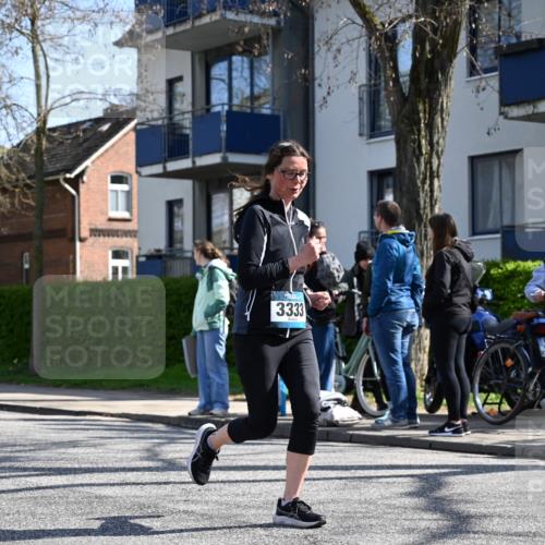 12.04.2026 - 45. Internationalen Wilhelmsburger Insellauf J. Mangold http://msf.ph/oto/9468320 12.04.2026 11:09:11 Ziel 4406, 3169, 2699, 3005, 5629, 2620, 2601, 4485, 3333, 2612, 3382, 4081, 3383, 2238, 2321, 5367 meine-sportfotos.de