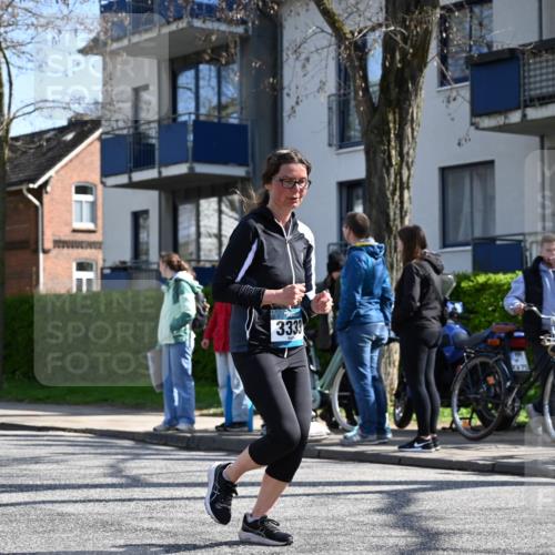 12.04.2026 - 45. Internationalen Wilhelmsburger Insellauf J. Mangold http://msf.ph/oto/9468321 12.04.2026 11:09:12 Ziel 4406, 3169, 2699, 3005, 5629, 2620, 2601, 4485, 3333, 2612, 3382, 4081, 3383, 2238, 2321, 5367 meine-sportfotos.de