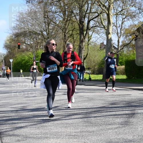 12.04.2026 - 45. Internationalen Wilhelmsburger Insellauf J. Mangold http://msf.ph/oto/9468329 12.04.2026 11:09:24 Ziel 4485, 3333, 2612, 3382, 4081, 3383, 2238, 2321, 5367, 3688, 4080, 3335, 3833, 4251 meine-sportfotos.de