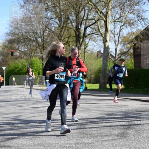 12.04.2026 - 45. Internationalen Wilhelmsburger Insellauf J. Mangold http://msf.ph/oto/9468335 12.04.2026 11:09:24 Ziel 4485, 3333, 2612, 3382, 4081, 3383, 2238, 2321, 5367, 3688, 4080, 3335, 3833, 4251 meine-sportfotos.de
