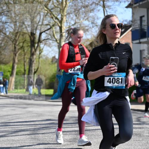 12.04.2026 - 45. Internationalen Wilhelmsburger Insellauf J. Mangold http://msf.ph/oto/9468351 12.04.2026 11:09:25 Ziel 4485, 3333, 2612, 3382, 4081, 3383, 2238, 2321, 5367, 3688, 4080, 3335, 3833, 4251 meine-sportfotos.de