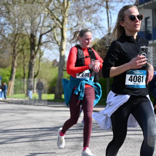12.04.2026 - 45. Internationalen Wilhelmsburger Insellauf J. Mangold http://msf.ph/oto/9468352 12.04.2026 11:09:26 Ziel 4485, 3333, 2612, 3382, 4081, 3383, 2238, 2321, 5367, 3688, 3688, 4080, 3335, 3833, 4251 meine-sportfotos.de