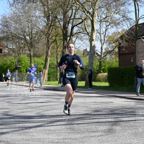 12.04.2026 - 45. Internationalen Wilhelmsburger Insellauf J. Mangold http://msf.ph/oto/9468421 12.04.2026 11:09:52 Ziel 2321, 5367, 3688, 4080, 3335, 3833, 4251, 3077, 5651, 5651, 5851, 2336, 2528, 3239, 2859, 2811, 2346 meine-sportfotos.de
