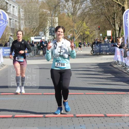 12.04.2026 - 45. Internationalen Wilhelmsburger Insellauf Strokosch-Dieckow http://msf.ph/oto/9468423 12.04.2026 11:20:13 Ziel 2788, 4614 meine-sportfotos.de