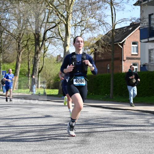 12.04.2026 - 45. Internationalen Wilhelmsburger Insellauf J. Mangold http://msf.ph/oto/9468433 12.04.2026 11:09:53 Ziel 5367, 3688, 4080, 3335, 3833, 4251, 3077, 5651, 5851, 2336, 2528, 3239, 3239, 2859, 2811, 2346 meine-sportfotos.de