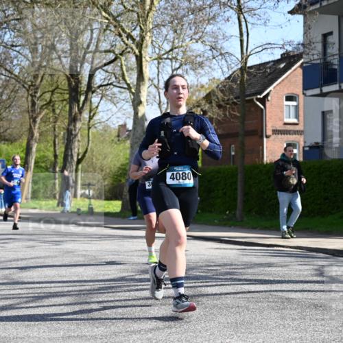 12.04.2026 - 45. Internationalen Wilhelmsburger Insellauf J. Mangold http://msf.ph/oto/9468434 12.04.2026 11:09:53 Ziel 5367, 3688, 4080, 3335, 3833, 4251, 3077, 5651, 5851, 2336, 2528, 3239, 3239, 2859, 2811, 2346 meine-sportfotos.de