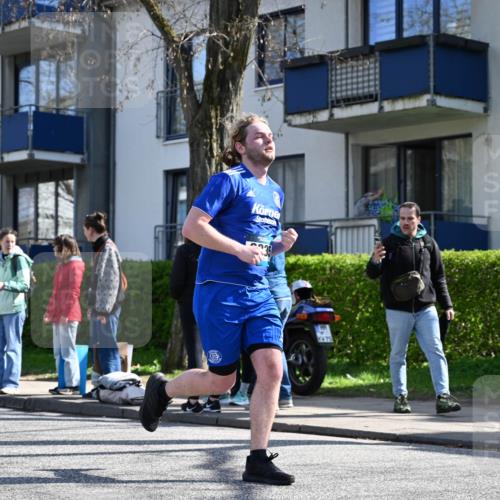 12.04.2026 - 45. Internationalen Wilhelmsburger Insellauf J. Mangold http://msf.ph/oto/9468452 12.04.2026 11:09:58 Ziel 3688, 4080, 3335, 3833, 4251, 3077, 5651, 5851, 2336, 2528, 3239, 2859, 2811, 2346, 3884, 3847, 3832, 2199, 3715 meine-sportfotos.de