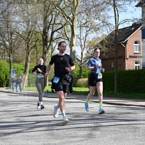 12.04.2026 - 45. Internationalen Wilhelmsburger Insellauf J. Mangold http://msf.ph/oto/9468474 12.04.2026 11:10:00 Ziel 3688, 4080, 3335, 3833, 4251, 3077, 5651, 5851, 2336, 2528, 3239, 2859, 2811, 2346, 3884, 3847, 3832, 2199, 3715, 2585, 4334 meine-sportfotos.de