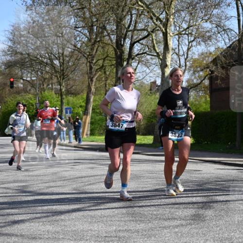 12.04.2026 - 45. Internationalen Wilhelmsburger Insellauf J. Mangold http://msf.ph/oto/9468585 12.04.2026 11:10:28 Ziel 3239, 2859, 2811, 2346, 3884, 3847, 3832, 2199, 3715, 2585, 4334, 3507, 3913, 2208, 2539, 2513, 2590, 2576, 2320, 5616, 2548 meine-sportfotos.de