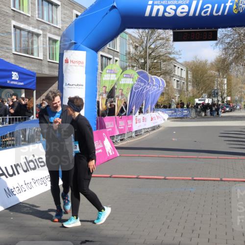 12.04.2026 - 45. Internationalen Wilhelmsburger Insellauf Strokosch-Dieckow http://msf.ph/oto/9468596 12.04.2026 11:20:32 Ziel  meine-sportfotos.de