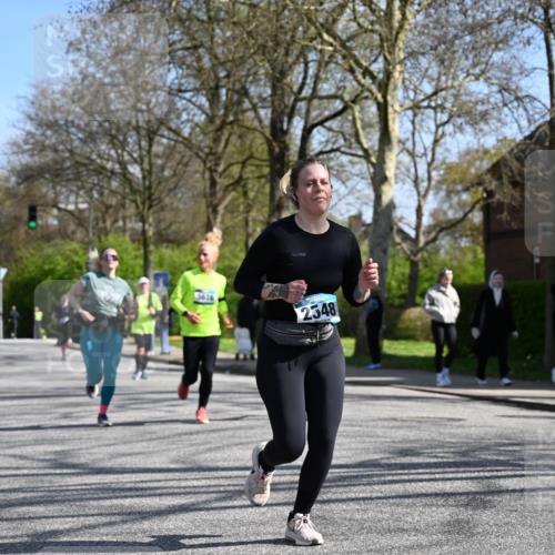 12.04.2026 - 45. Internationalen Wilhelmsburger Insellauf J. Mangold http://msf.ph/oto/9468666 12.04.2026 11:11:01 Ziel 2320, 5616, 2548, 2673, 2326, 2326, 4633, 2867, 3658, 2868, 3758, 3758, 4252, 4744, 4430, 2644 meine-sportfotos.de