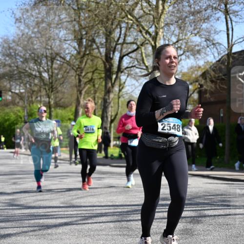 12.04.2026 - 45. Internationalen Wilhelmsburger Insellauf J. Mangold http://msf.ph/oto/9468672 12.04.2026 11:11:02 Ziel 2320, 5616, 2548, 2673, 2326, 4633, 4633, 2867, 3658, 2868, 3758, 4252, 4252, 4744, 4430, 2644, 3112, 2725 meine-sportfotos.de