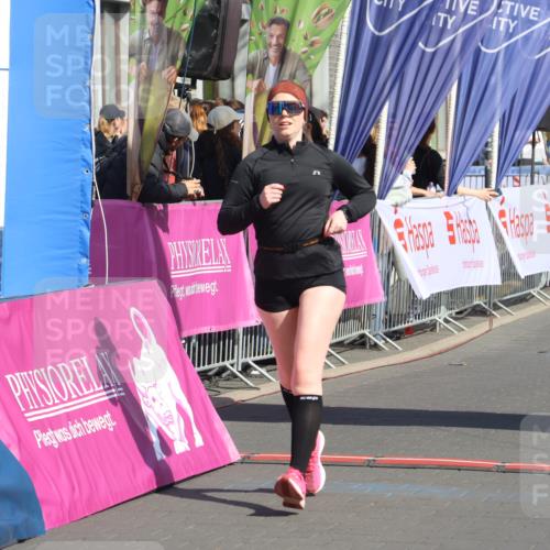 12.04.2026 - 45. Internationalen Wilhelmsburger Insellauf Strokosch-Dieckow http://msf.ph/oto/9468705 12.04.2026 11:21:11 Ziel 3873 meine-sportfotos.de