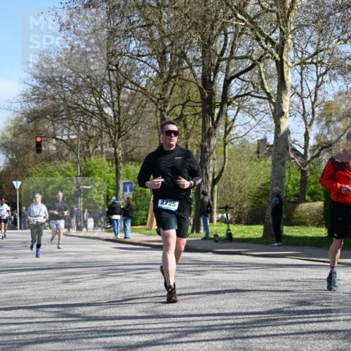 12.04.2026 - 45. Internationalen Wilhelmsburger Insellauf J. Mangold http://msf.ph/oto/9468739 12.04.2026 11:11:28 Ziel 2867, 3658, 2868, 3758, 4252, 4744, 4430, 2644, 3112, 2725, 2770, 3029, 3028, 3751, 4920, 4920, 3046, 2817, 2916 meine-sportfotos.de
