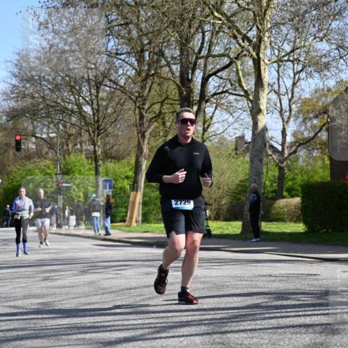12.04.2026 - 45. Internationalen Wilhelmsburger Insellauf J. Mangold http://msf.ph/oto/9468747 12.04.2026 11:11:29 Ziel 2867, 3658, 2868, 3758, 4252, 4744, 4430, 2644, 3112, 2725, 2770, 3029, 3028, 3751, 4920, 3046, 2817, 2916 meine-sportfotos.de