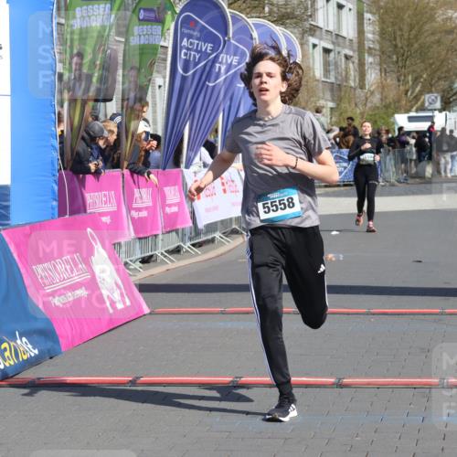 12.04.2026 - 45. Internationalen Wilhelmsburger Insellauf Strokosch-Dieckow http://msf.ph/oto/9468770 12.04.2026 11:21:27 Ziel 5558 meine-sportfotos.de
