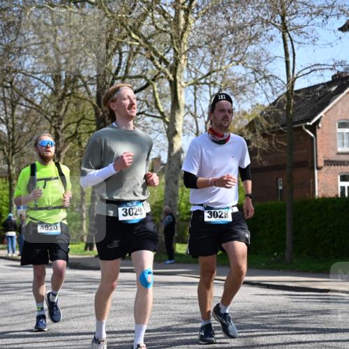 12.04.2026 - 45. Internationalen Wilhelmsburger Insellauf J. Mangold http://msf.ph/oto/9468782 12.04.2026 11:11:44 Ziel 4430, 2644, 3112, 2725, 2770, 3029, 3028, 3751, 4920, 3046, 2817, 2916, 4971, 2489, 3844, 5741, 2668, 2816, 2918, 3589, 2135 meine-sportfotos.de