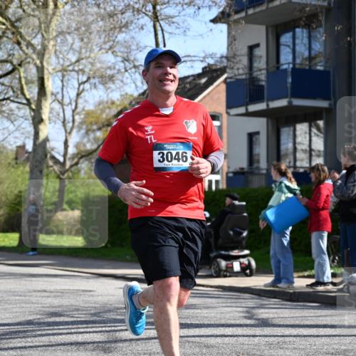 12.04.2026 - 45. Internationalen Wilhelmsburger Insellauf J. Mangold http://msf.ph/oto/9468814 12.04.2026 11:11:53 Ziel 3029, 3028, 3751, 4920, 3046, 2817, 2916, 4971, 2489, 3844, 5741, 2668, 2816, 2918, 3589, 3589, 2135 meine-sportfotos.de