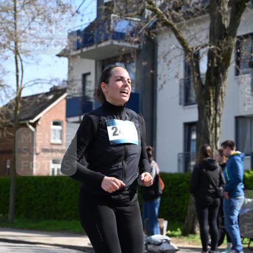 12.04.2026 - 45. Internationalen Wilhelmsburger Insellauf J. Mangold http://msf.ph/oto/9468873 12.04.2026 11:12:03 Ziel 4920, 3046, 2817, 2916, 4971, 2489, 3844, 5741, 2668, 2816, 2816, 2918, 3589, 2135, 2435, 3517, 2739, 3003, 2753 meine-sportfotos.de