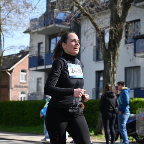 12.04.2026 - 45. Internationalen Wilhelmsburger Insellauf J. Mangold http://msf.ph/oto/9468875 12.04.2026 11:12:03 Ziel 4920, 3046, 2817, 2916, 4971, 2489, 3844, 5741, 2668, 2816, 2816, 2918, 3589, 2135, 2435, 3517, 2739, 3003, 2753 meine-sportfotos.de