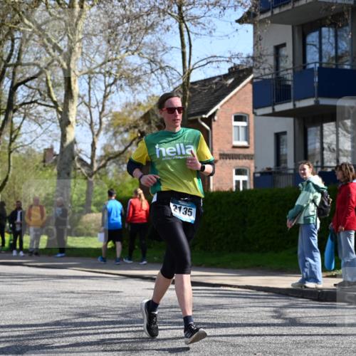 12.04.2026 - 45. Internationalen Wilhelmsburger Insellauf J. Mangold http://msf.ph/oto/9468912 12.04.2026 11:12:18 Ziel 4971, 2489, 3844, 5741, 2668, 2816, 2918, 3589, 2135, 2435, 3517, 2739, 3003, 2753, 2272, 3718, 3405 meine-sportfotos.de