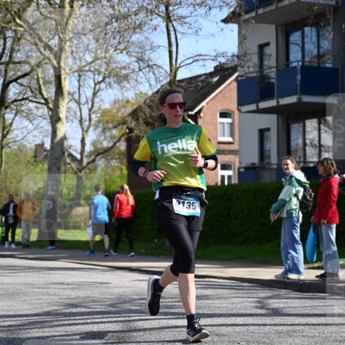 12.04.2026 - 45. Internationalen Wilhelmsburger Insellauf J. Mangold http://msf.ph/oto/9468913 12.04.2026 11:12:18 Ziel 4971, 2489, 3844, 5741, 2668, 2816, 2918, 3589, 2135, 2435, 3517, 2739, 3003, 2753, 2272, 3718, 3405 meine-sportfotos.de