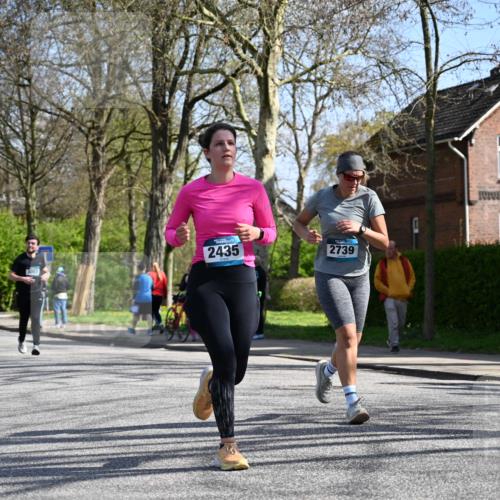 12.04.2026 - 45. Internationalen Wilhelmsburger Insellauf J. Mangold http://msf.ph/oto/9468932 12.04.2026 11:12:27 Ziel 2816, 2918, 3589, 2135, 2435, 3517, 2739, 3003, 2753, 2272, 3718, 3405 meine-sportfotos.de