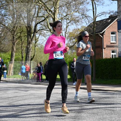12.04.2026 - 45. Internationalen Wilhelmsburger Insellauf J. Mangold http://msf.ph/oto/9468936 12.04.2026 11:12:28 Ziel 2816, 2918, 3589, 2135, 2435, 3517, 2739, 3003, 2753, 2272, 2272, 3718, 3405 meine-sportfotos.de