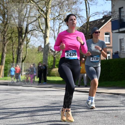 12.04.2026 - 45. Internationalen Wilhelmsburger Insellauf J. Mangold http://msf.ph/oto/9468941 12.04.2026 11:12:28 Ziel 2816, 2918, 3589, 2135, 2435, 3517, 2739, 3003, 2753, 2272, 2272, 3718, 3405 meine-sportfotos.de