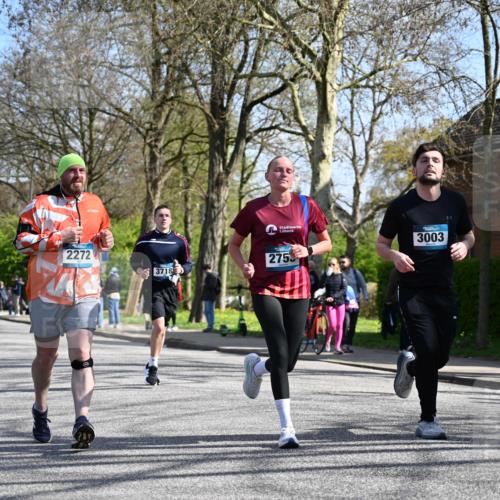 12.04.2026 - 45. Internationalen Wilhelmsburger Insellauf J. Mangold http://msf.ph/oto/9468960 12.04.2026 11:12:32 Ziel 2135, 2435, 3517, 2739, 3003, 2753, 2272, 3718, 3405, 3714, 3703 meine-sportfotos.de