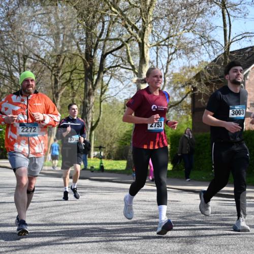 12.04.2026 - 45. Internationalen Wilhelmsburger Insellauf J. Mangold http://msf.ph/oto/9468967 12.04.2026 11:12:33 Ziel 2135, 2435, 3517, 2739, 3003, 2753, 2272, 3718, 3405, 3714, 3703 meine-sportfotos.de