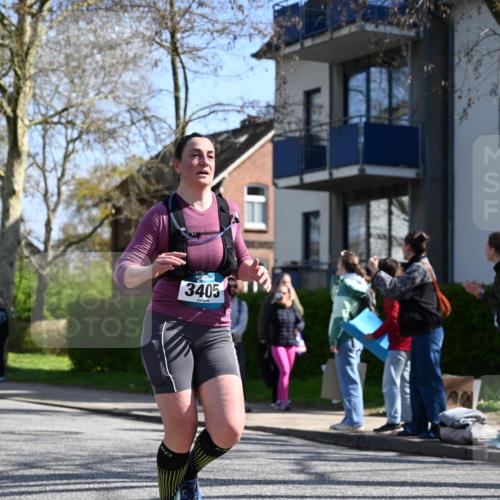 12.04.2026 - 45. Internationalen Wilhelmsburger Insellauf J. Mangold http://msf.ph/oto/9468993 12.04.2026 11:12:40 Ziel 2435, 3517, 2739, 3003, 2753, 2272, 3718, 3405, 3714, 3703, 3092, 3155 meine-sportfotos.de
