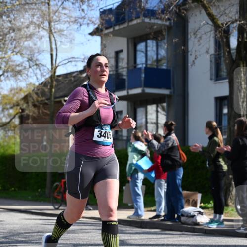 12.04.2026 - 45. Internationalen Wilhelmsburger Insellauf J. Mangold http://msf.ph/oto/9468996 12.04.2026 11:12:40 Ziel 2435, 3517, 2739, 3003, 2753, 2272, 3718, 3405, 3714, 3703, 3092, 3155 meine-sportfotos.de