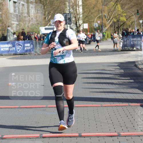 12.04.2026 - 45. Internationalen Wilhelmsburger Insellauf Strokosch-Dieckow http://msf.ph/oto/9469086 12.04.2026 11:22:19 Ziel 2146, 4813 meine-sportfotos.de